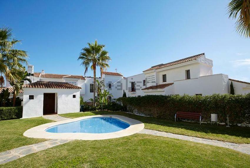 Luxury Apartment Set In Dona Julia Golf Course Casares Exterior photo